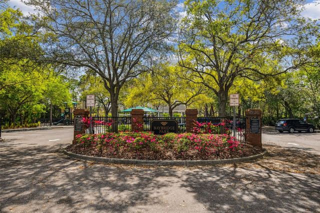 10145 KINGSBRIDGE AVENUE, Tampa, FL 33626