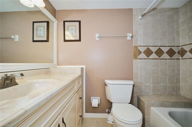 4707 SE 5th AVE 102, Cape Coral, FL 33904