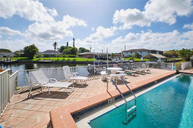 4707 SE 5th AVE 102, Cape Coral, FL 33904