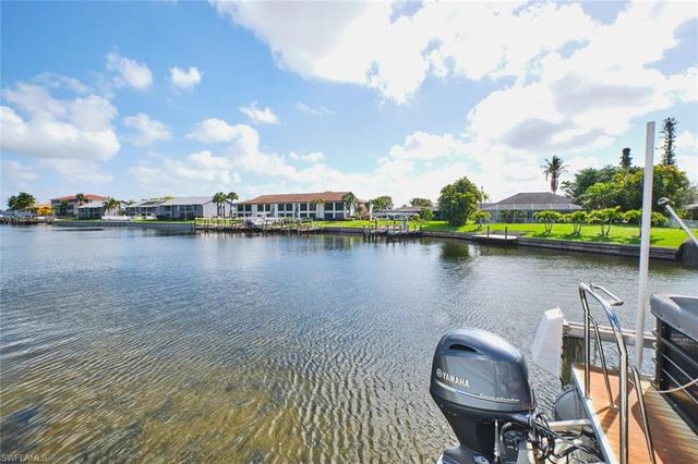 4707 SE 5th AVE 102, Cape Coral, FL 33904