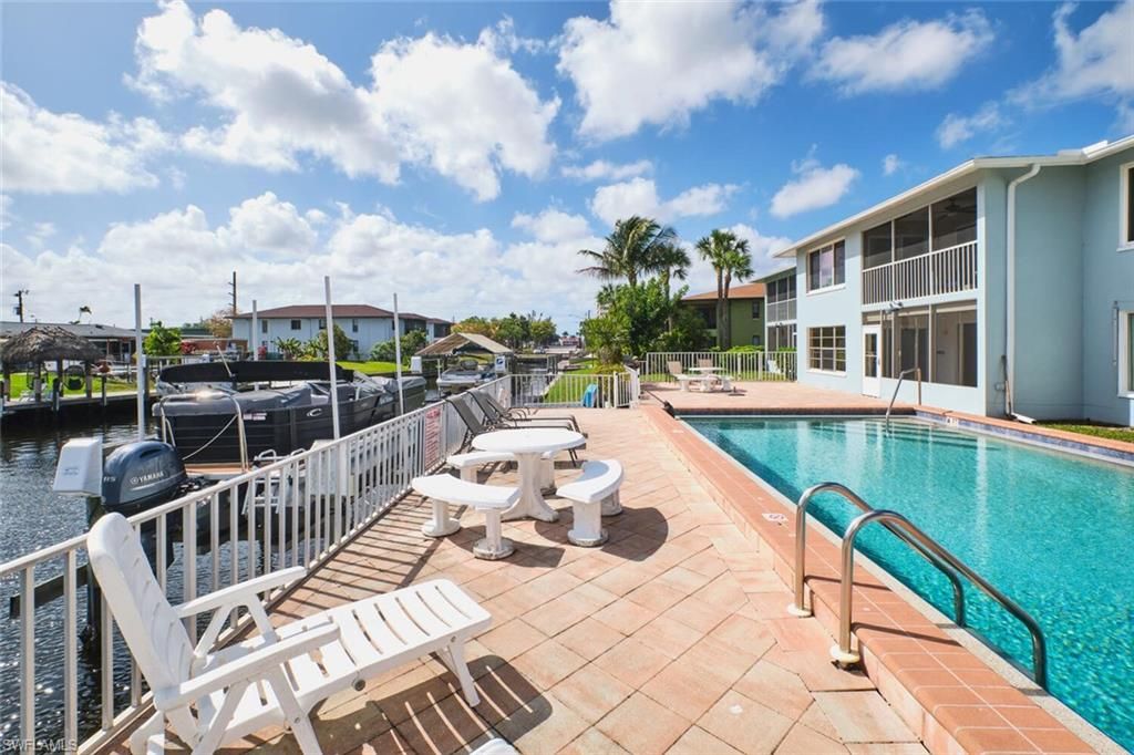 Image 47 of property listing at 4707 SE 5th AVE 102, Cape Coral, FL 33904