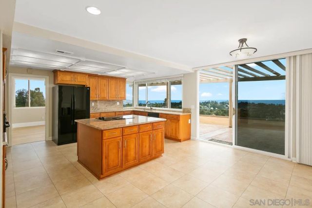 2097 Caminito Capa, La Jolla, CA 92037