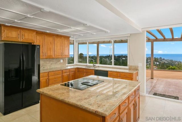 2097 Caminito Capa, La Jolla, CA 92037