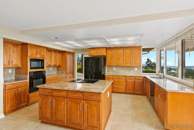 2097 Caminito Capa, La Jolla, CA 92037