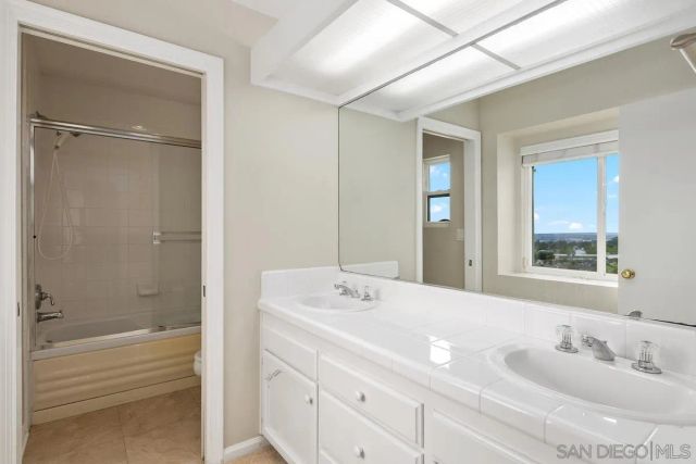 2097 Caminito Capa, La Jolla, CA 92037