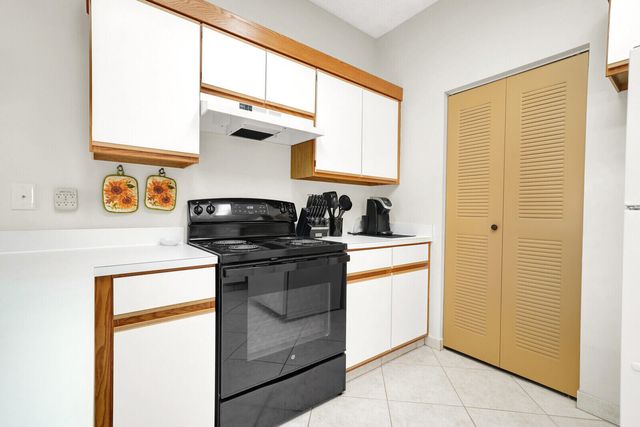 7760 Mansfield Hollow Road, Delray Beach, FL 33446