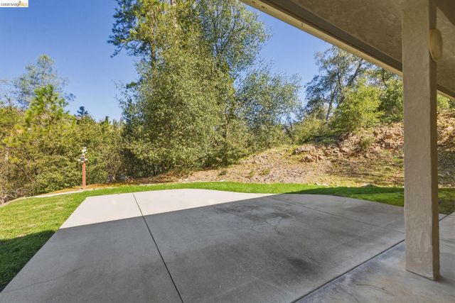 20245 Tuolumne Rd North, Tuolumne, CA 95379