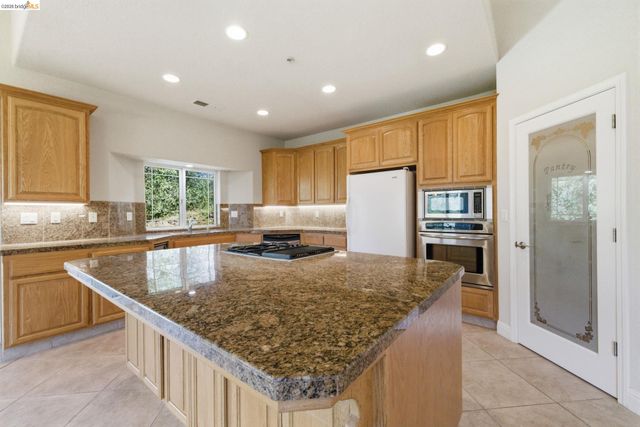 20245 Tuolumne Rd North, Tuolumne, CA 95379