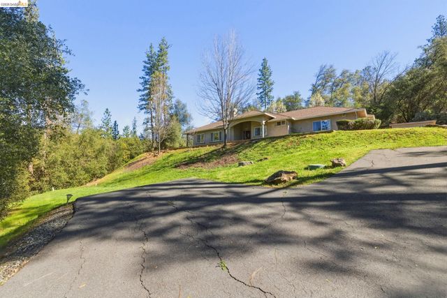 20245 Tuolumne Rd North, Tuolumne, CA 95379