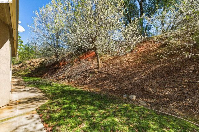 20245 Tuolumne Rd North, Tuolumne, CA 95379