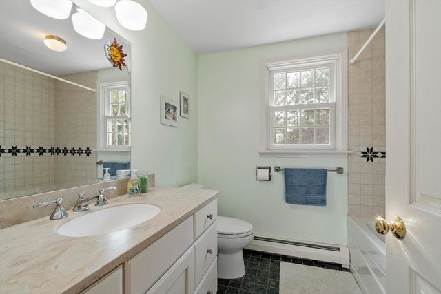 507 Longley Rd, Groton, MA 01450