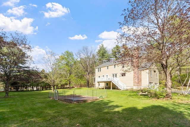 507 Longley Rd, Groton, MA 01450