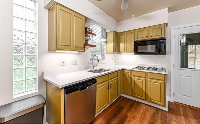 1023 Hamilton Ave, Avalon, PA 15202