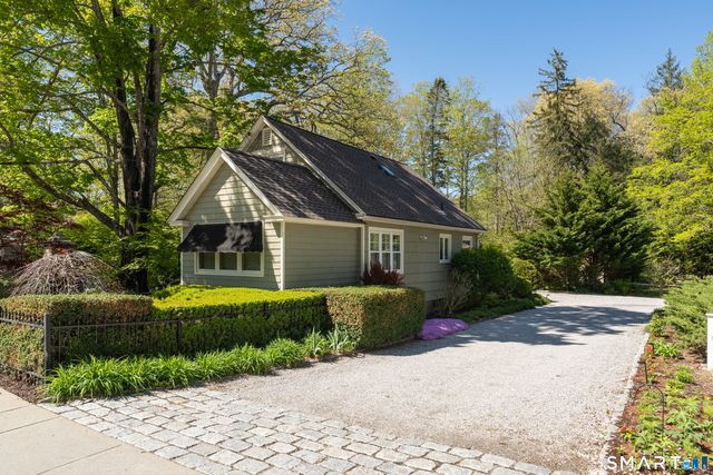 81 Main Street, Chester, CT 06412