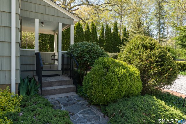 81 Main Street, Chester, CT 06412