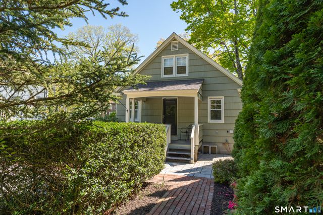 81 Main Street, Chester, CT 06412