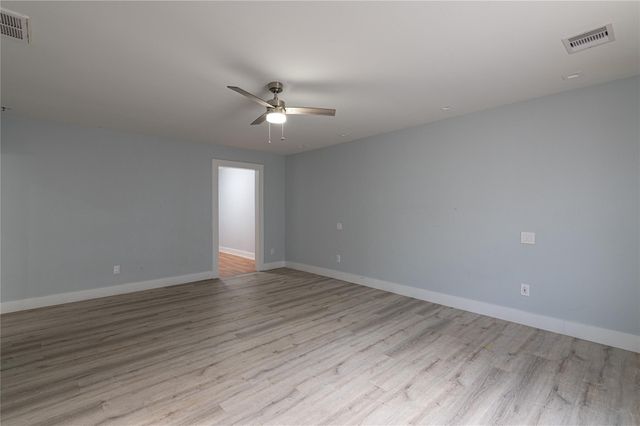 7610 Harlem Street, Baytown, TX 77521