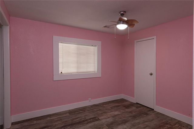 7610 Harlem Street, Baytown, TX 77521
