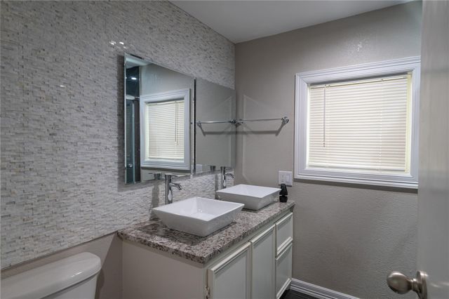 7610 Harlem Street, Baytown, TX 77521