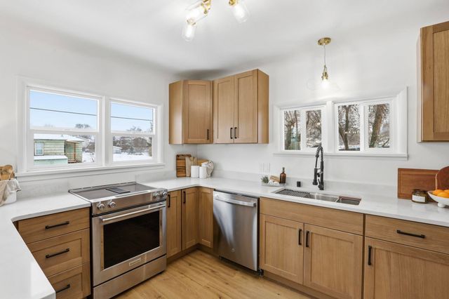 11022 E 4TH Ave, Spokane Valley, WA 99206