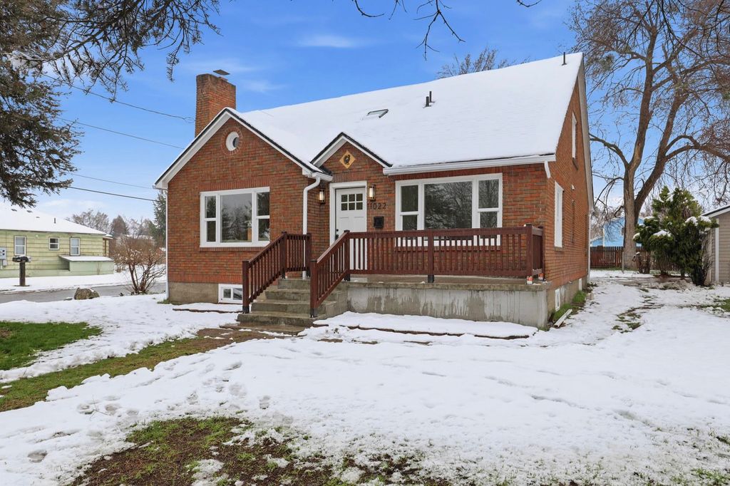 11022 E 4TH Ave, Spokane Valley, WA 99206
