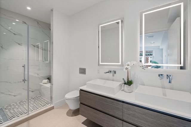 69 Walnut St 4, Brookline, MA 02445