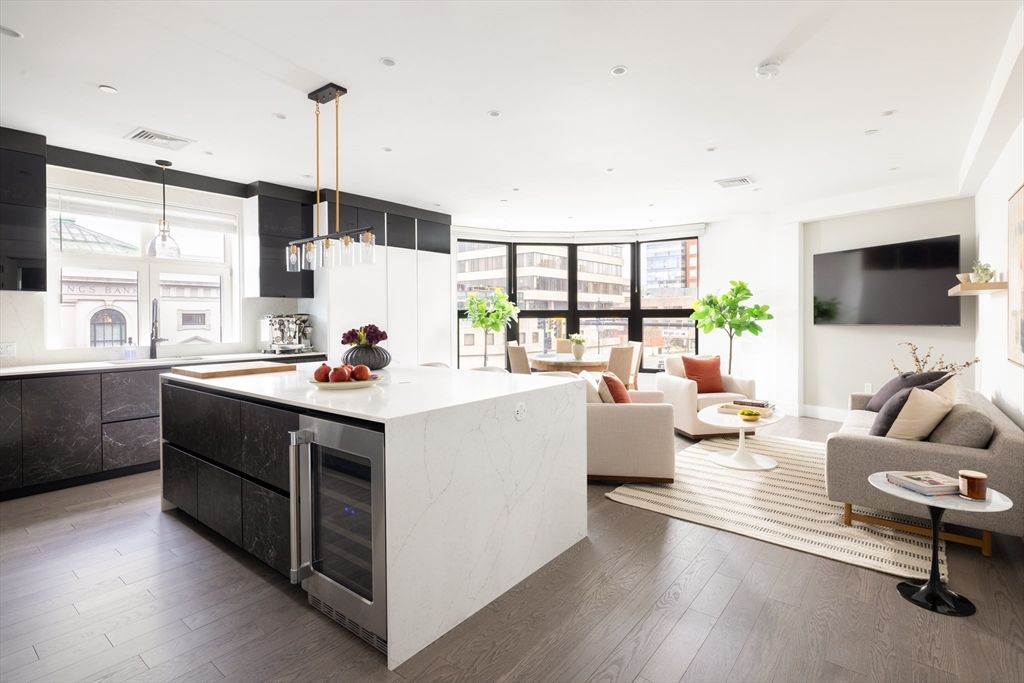 69 Walnut St 4, Brookline, MA 02445