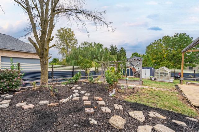 639 Birchcreek Way, Clearcreek Twp., OH 45066