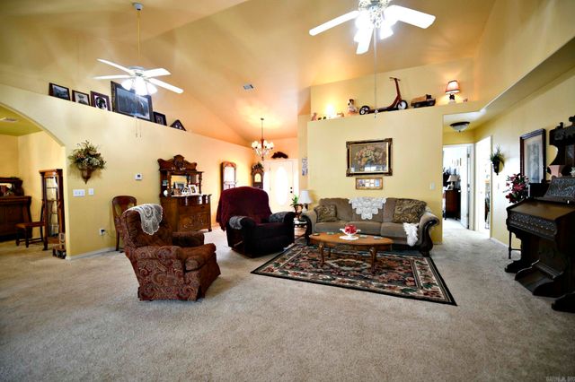 1208 Redbud Dr, Mena, AR 71953