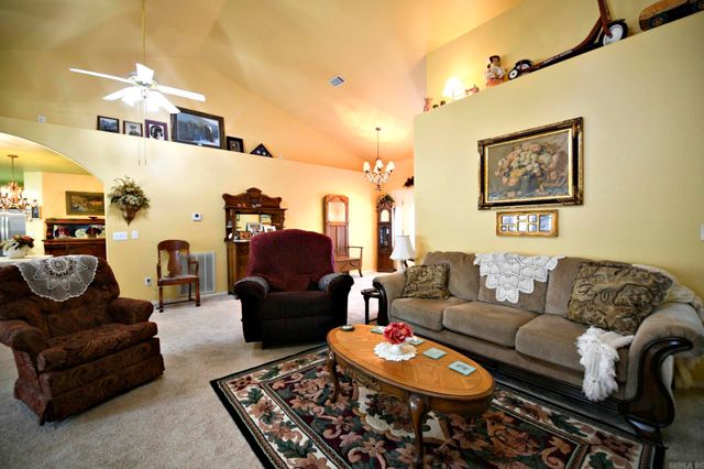 1208 Redbud Dr, Mena, AR 71953