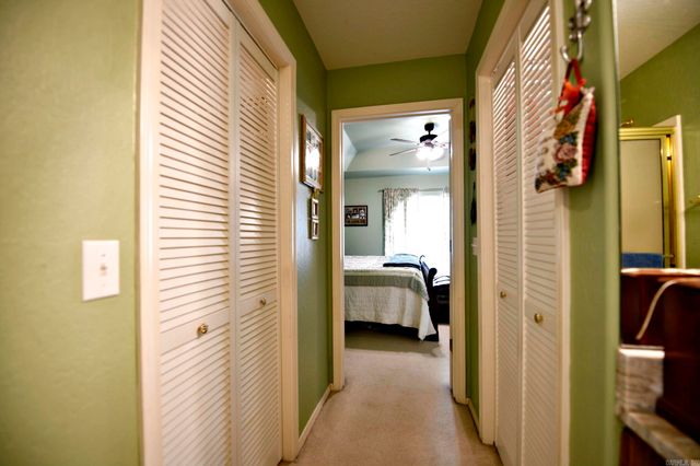 1208 Redbud Dr, Mena, AR 71953