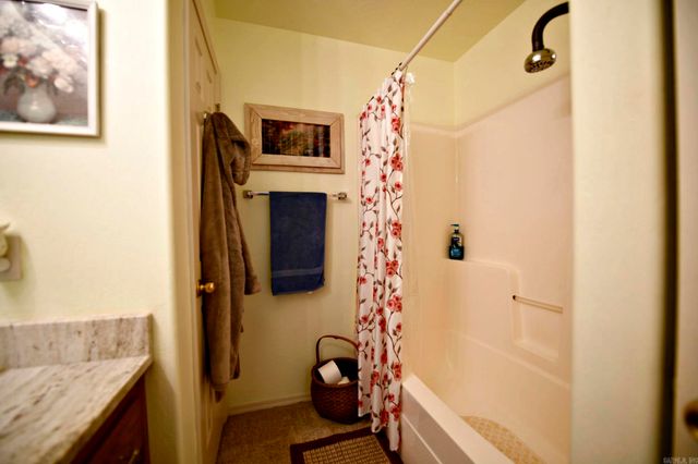 1208 Redbud Dr, Mena, AR 71953