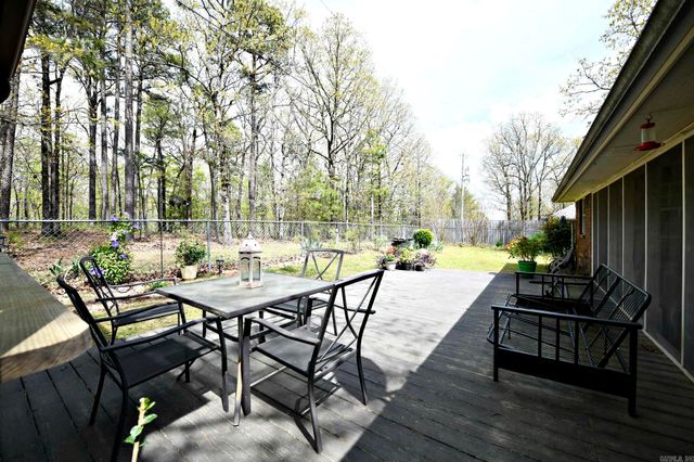 1208 Redbud Dr, Mena, AR 71953