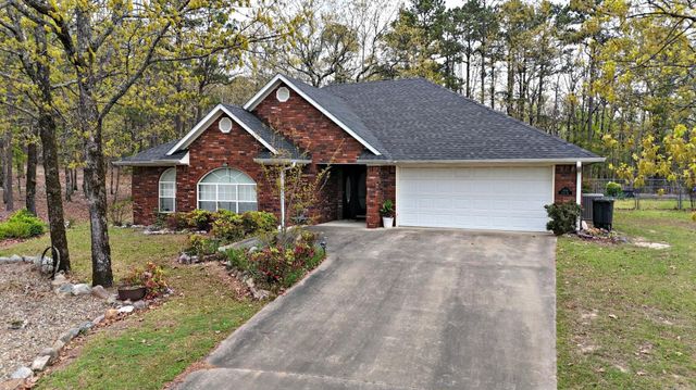 1208 Redbud Dr, Mena, AR 71953