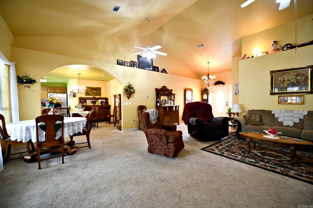 1208 Redbud Dr, Mena, AR 71953