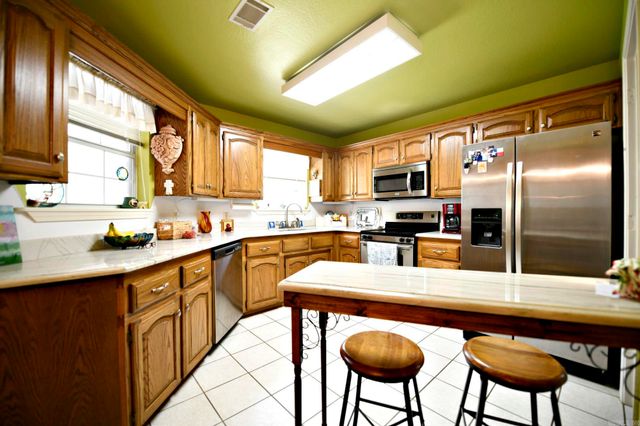 1208 Redbud Dr, Mena, AR 71953