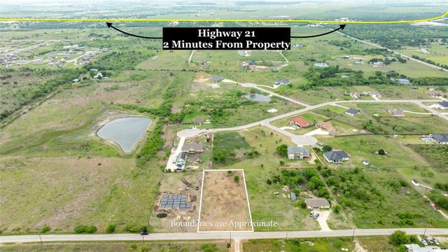 520 Engelke RD, Niederwald, TX 78640
