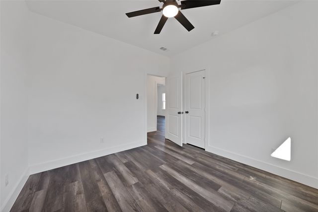 175 Harris Harbor Road, East Tawakoni, TX 75472