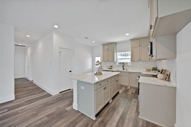 175 Harris Harbor Road, East Tawakoni, TX 75472