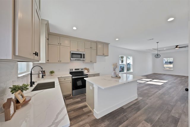 175 Harris Harbor Road, East Tawakoni, TX 75472