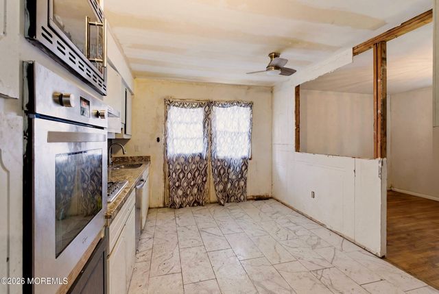 9 Camelot Court, Manalapan, NJ 07726