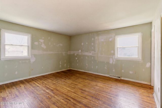 9 Camelot Court, Manalapan, NJ 07726