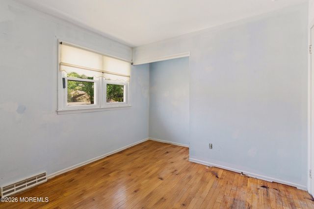 9 Camelot Court, Manalapan, NJ 07726