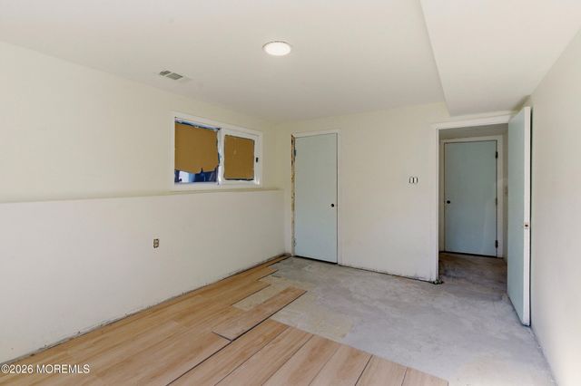 9 Camelot Court, Manalapan, NJ 07726