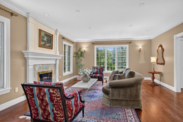 46 Briant Dr, Sudbury, MA 01776