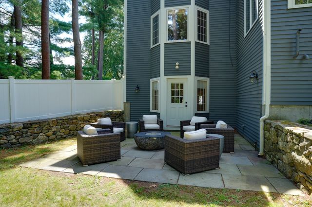 46 Briant Dr, Sudbury, MA 01776