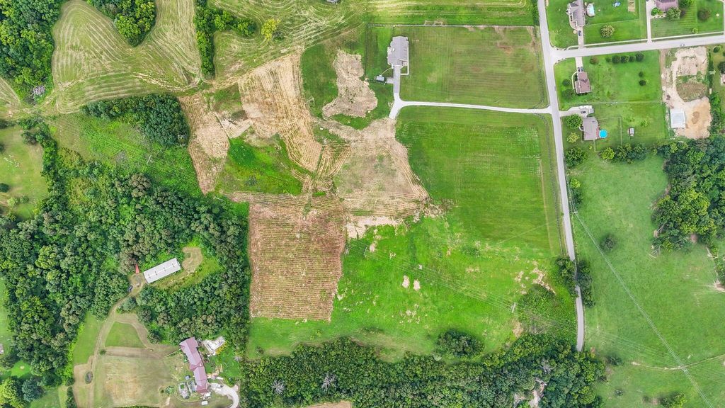 465 Opossum Kingdom Road, Berea, KY 40403