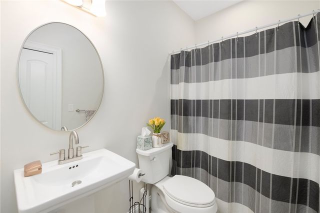 107 Old River Road 11, Lincoln, RI 02865