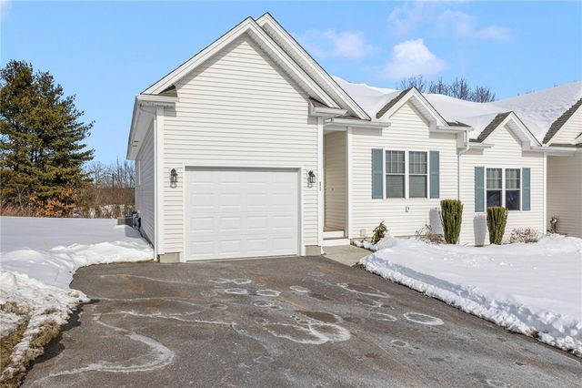 107 Old River Road 11, Lincoln, RI 02865