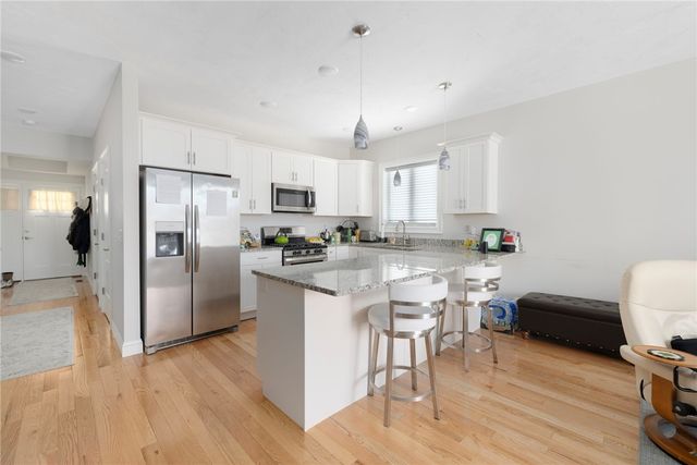 107 Old River Road 11, Lincoln, RI 02865